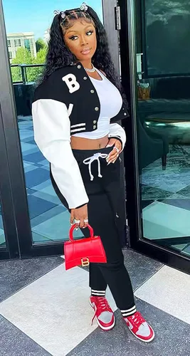 Vista 6 de AIIYYQB Conjunto deportivo de dos piezas para mujer con botones y chaqueta universitaria recortada