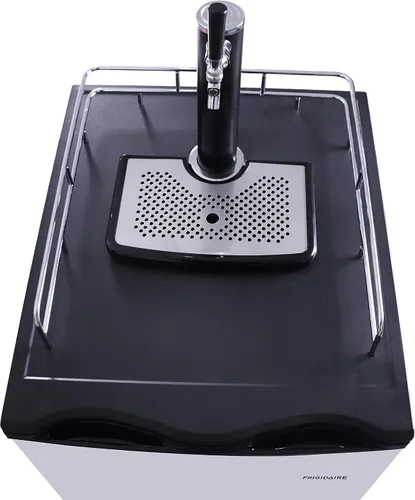 Vista 3 de Igloo FRB200C refrigerador para cerveza de 6 pies cúbicos con tanque y kit de dióxido de carbono de acero inoxidable