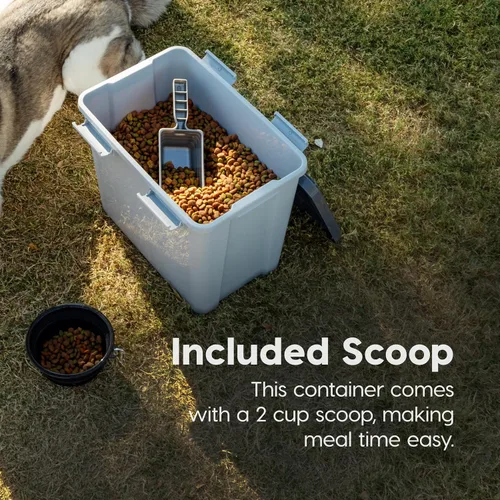 Vista 6 de IRIS USA Contenedor apilable de almacenamiento de alimentos para perros con cuchara de 2 tazas, 4 cierres seguros, se adapta a hasta 30 libras