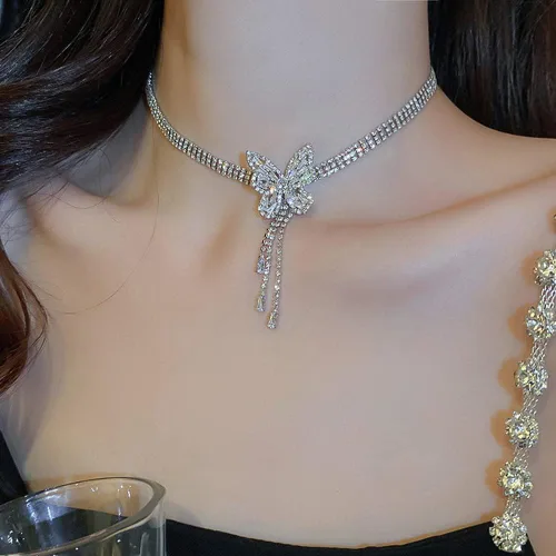 Vista 3 de Missgrace Gargantilla de mariposa con diamantes de imitación plateados, collares de cadena de plata con diamantes de imitación, collar de barra