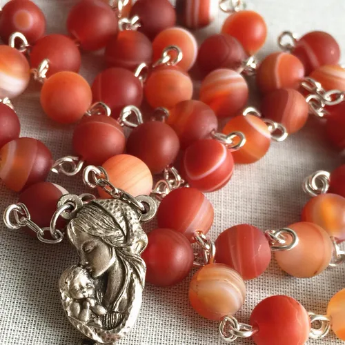 Vista 4 de elegantmedical Hecho a mano Tibet ágata roja/cornalina cuentas católicas 5 Décadas Santa María Niño Rosario Collar Cruz Crucifijo y caja de regalo