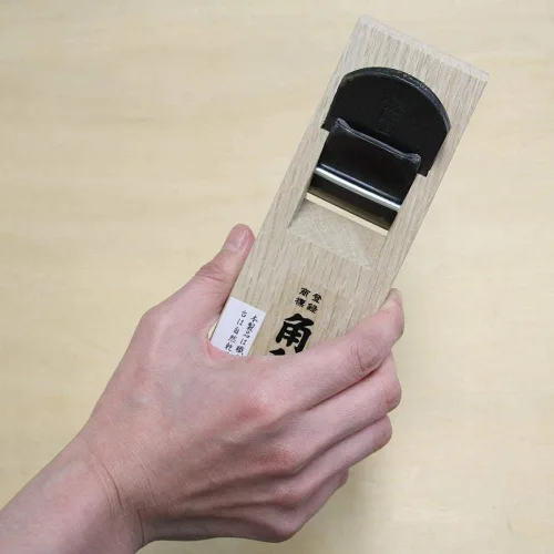 Vista 4 de KAKURI Cepillo de Mano 42mm para Carpintería, KANNA Cepillo de Bloque Japonés Manual Herramienta de Cepillado Manual para Biselado y Alisado, 7.0 x