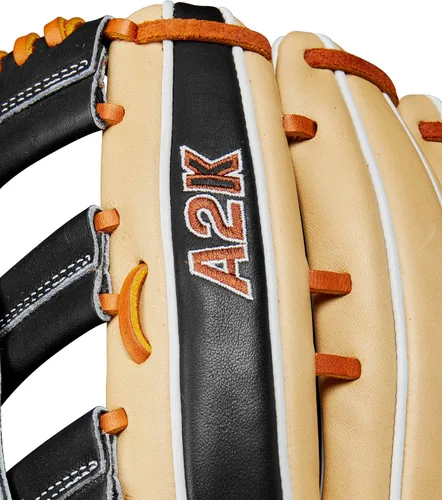 Vista 7 de Wilson 2024 A2K SuperSkin Spin Control 12.75 pulgadas 8010 Guante de béisbol