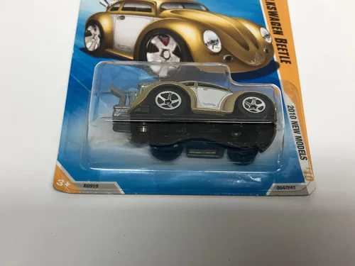 Vista 2 de 2010 Hot Wheels Nuevos Modelos VOLKSWAGEN BEETLE (pintura dorada) fundido a presión 004/240