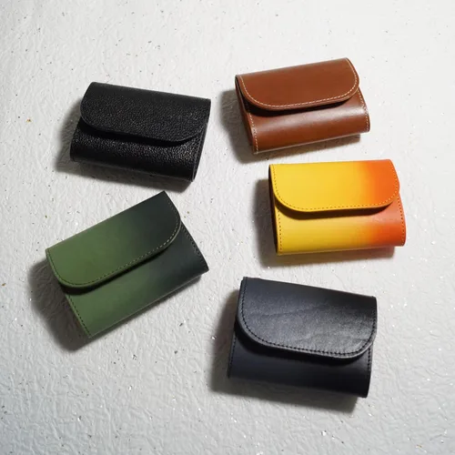 Vista 6 de Cartera pequeña para hombres y mujeres minimalista delgado tarjetero monedero hecho en Kioto, Japón, Naranja, Teñido degradado