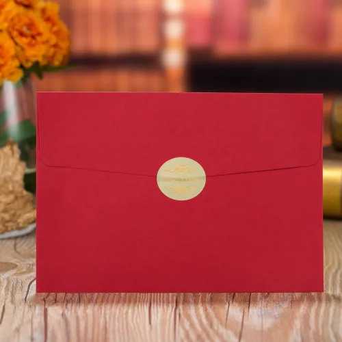 Vista 8 de Hosmsua 50 tarjetas de invitaciones de flora de encaje cortado con láser rojo con mariposa dorada y sobres para despedida de soltera, boda