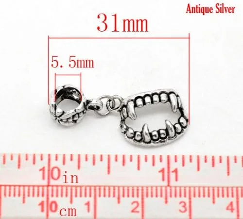 Vista 3 de Sexy Sparkles Dije de dientes de vampiro de Halloween para pulsera de cadena de serpiente, Aleación de metal de zinc