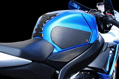 Vista 2 de Puños para Tanque de Gripster - SUZUKI GSXR 600/750 (2011 - ACTUAL) Incluye TP 6 – 62-3001-SS - SnakeSkin