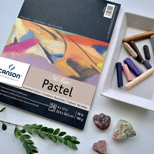 Vista 8 de Canson Artist Series Mi-Teintes - Papel pastel, colores surtidos, bloc plegable, 9 x 12 pulgadas, 24 hojas (98 libras/160g) - Papel de artista