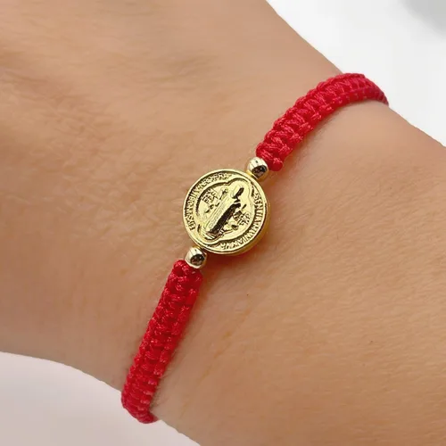 Vista 7 de St. Benedict Medal on Handcrafted Adjustable Red Cord Braided Bracelet - Protection Jewelry for Women