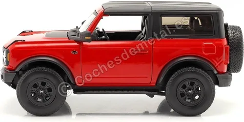 Vista 3 de Maisto 1:18 Edición Especial 2021 Ford Bronco Wildtrak 2 puertas