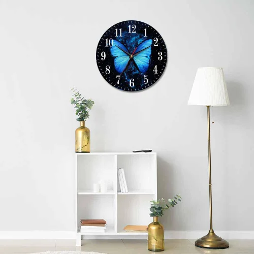 Vista 5 de Mxocom Reloj de pared de mariposa azul con grandes alas, mariposa volando a través del cielo estrellado, reloj silencioso sin tictac de 10 pulgadas