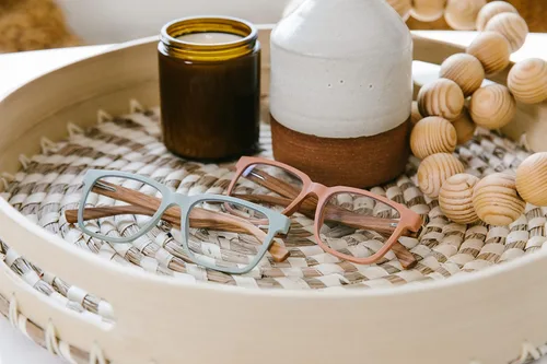 Vista 4 de Peepers by PeeperSpecs Gafas de lectura cuadradas caseras con bloqueo de luz azul para mujer