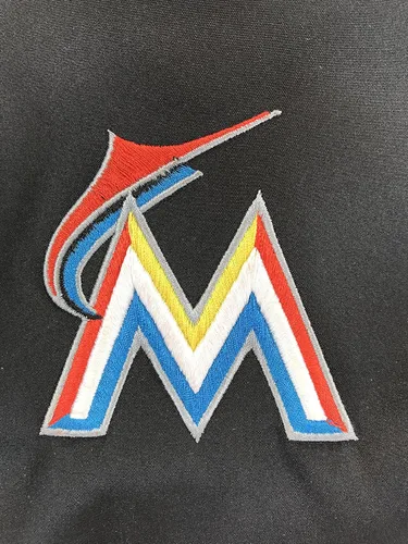 Vista 2 de Charm14 Estuche de viaje MLB con logotipo bordado de Little Earth Miami Marlins