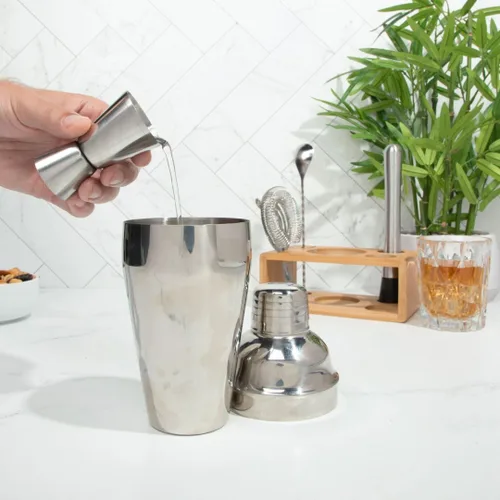 Vista 3 de Juego de coctelera prémium con soporte de bambú, kit de herramientas de barra de 4 piezas, juego de barman de acero inoxidable con coctelera