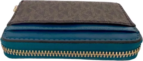 Vista 3 de Michael Kors Jet Set - Funda para tarjetas de viaje con cremallera alrededor color marrón MK Lagoon MarrónAzul M