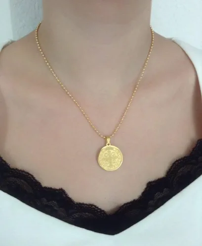 Vista 2 de Saint Benedict Medal Stainless Steel Mother of Pearl 17 Inches Ball Chain