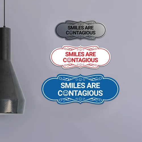 Vista 3 de Designer Smiles Are Contagious - Letrero (Negro) - Mediano