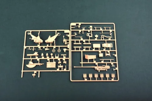Vista 9 de Hobby Boss Panther Ausf.D Flak Bergepanther - Kit de construcción de modelos de vehículo