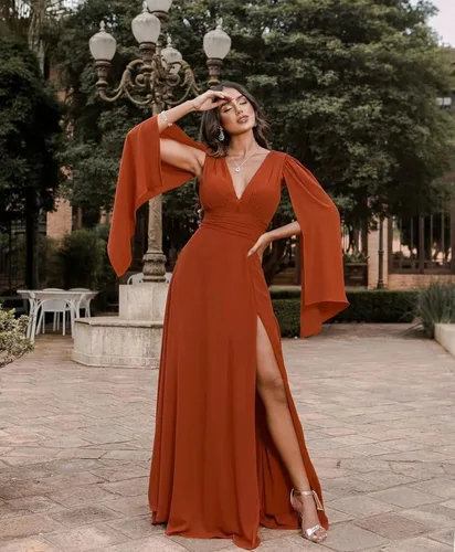 Vista 2 de Vestido de dama de honor de manga larga con tapa para mujer, vestido formal de gasa plisada larga con abertura alta