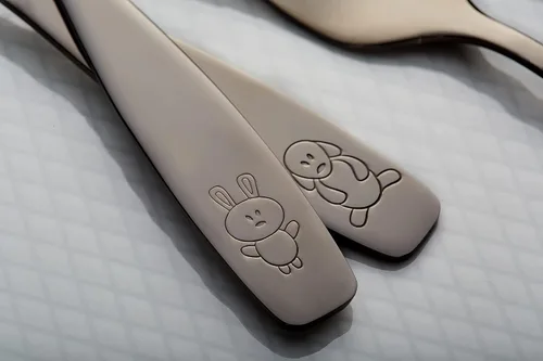 Vista 7 de ANNOVA Juego de cubiertos seguros para niños de acero inoxidable, tenedores para niños, cucharadas para niños, utensilios de metal para lonchera