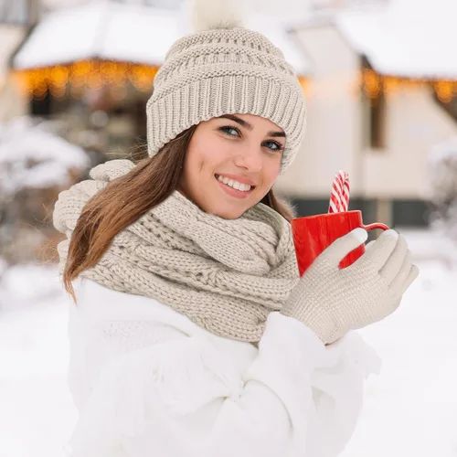 Vista 7 de URATOT Conjuntos de punto cálido de invierno, gorro de punto, bufanda, cubierta facial, guantes para pantalla táctil, para hombres y mujeres