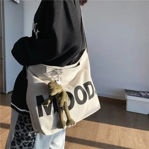 Vista 4 de Sumleno Bolso de lona vintage de mensajero, bolso cruzado alt emo, bolso de hombro gótico punk, satchels Harajuku grunge