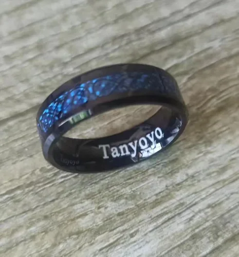 Vista 6 de Tanyoyo 0.315 in Azul Negro Dragón Patrón Biselado Bordes Celtas Anillos Joyería Anillo de Boda Para Hombres 7-14, Acero inoxidable, fibra