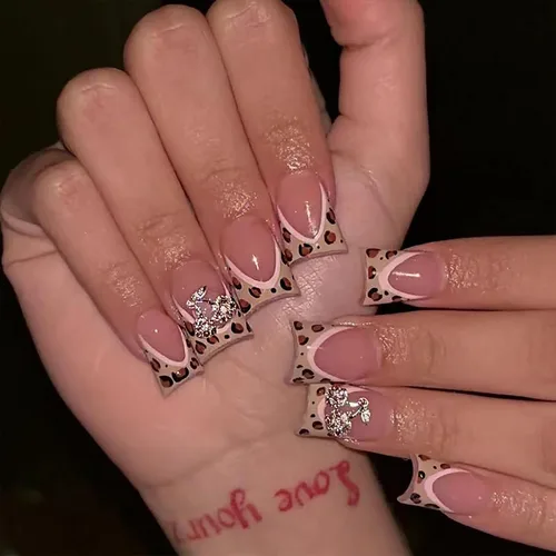 Vista 23 de Lindas uñas a presión de tamaño mediano - Uñas falsas cuadradas con punta francesa, uñas acrílicas rojas de cobertura completa brillantes