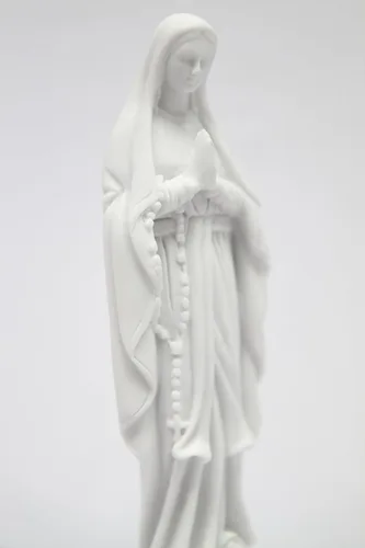 Vista 5 de Vittoria Collection Escultura italiana de estatua de Nuestra Señora de Lourdes Virgen María Bendita Madre de Lourdes hecha en Italia