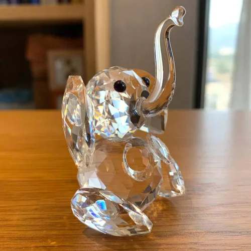 Vista 2 de Estatuillas de elefante lindo de cristal transparente, mini escultura de animales, pisapapeles, decoración para el hogar, adorno de mesa, regalo