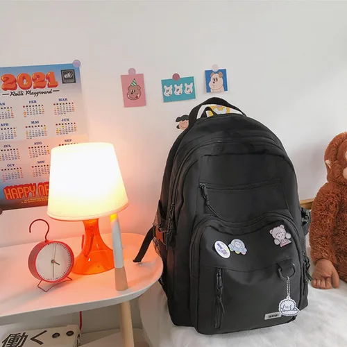 Vista 2 de Mochila Kawaii con oso de peluche, accesorios de pin kawaii, bonita bolsa de libros estética, bolsas escolares para niñas y adolescentes, Negro