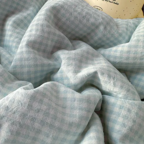 Vista 4 de VM VOUGEMARKET Juego de edredón de encaje tamaño Twin XL, edredón a cuadros azul con patrón Gingham con 2 fundas de almohada románticas de encaje