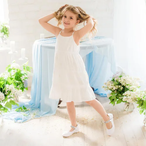 Vista 2 de Stelle Zapatos de vestir para niñas pequeñas, zapatos de tacón bajo para niña, zapatos planos Mary Jane para uniforme escolar, boda