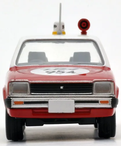 Vista 2 de Coche de policía Tomica Limited Vintage Neo Lv-ra04