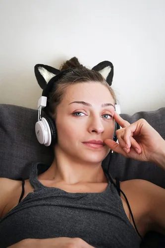 Vista 4 de RUKUHOT Bonito accesorio para auriculares con orejas de gato, diseño ajustable para auriculares Logitech G PRO HypreX Cloud/Cloud Flight y más