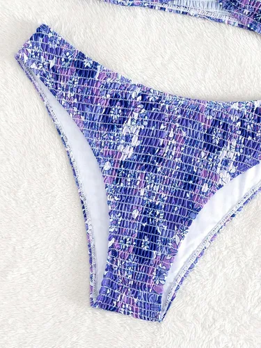 Vista 4 de WDIRARA Conjunto de bikini bandeau sin tirantes con estampado floral para mujer, traje de baño de 2 piezas con anillo