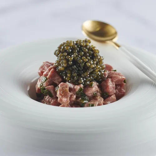 Vista 4 de Caviar Osetra Premium – Huevas de esturión ruso ámbar con sabor cremoso a nuez (1 onza (0.99 oz))