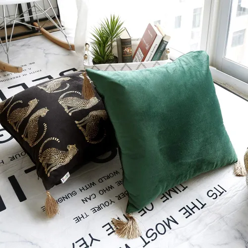 Vista 3 de vctops - Funda de cojín cuadrada con estampado de leopardo, super suave, de terciopelo, con diseño de animales, con borlas, funda decorativa