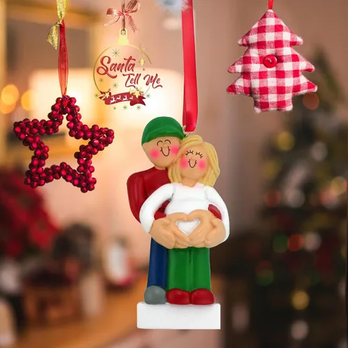 Vista 5 de Adorno de Navidad para embarazadas 2024, regalo personalizado para nuevos padres, adorno para padres primerizos, regalo para padres esperados