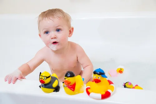 Vista 6 de Patito de goma de 3 pulgadas [agujero sellado, flota de pie] - Juguete de baño seguro para bebés en la bañera - Patito de goma para fiestas