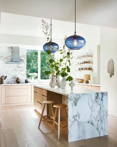 Vista 3 de Iluminación Colgante para Isla de Cocina de Cristal Azul Moderno Lámpara Colgante con Burbujas Texturizadas Sobre Fregadero 9.4 Pulgadas de Diámetro