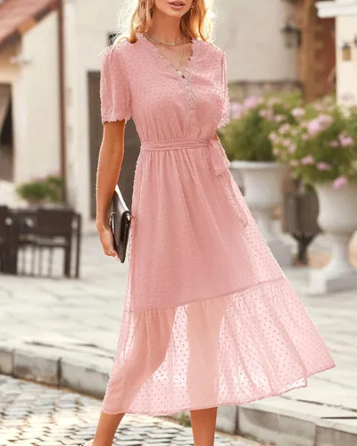 Vista 2 de BTFBM Vestido midi bohemio de verano para mujer, manga corta, cuello en V, lunares suizos, cinturón, cintura alta, volantes, escalonado, vestido