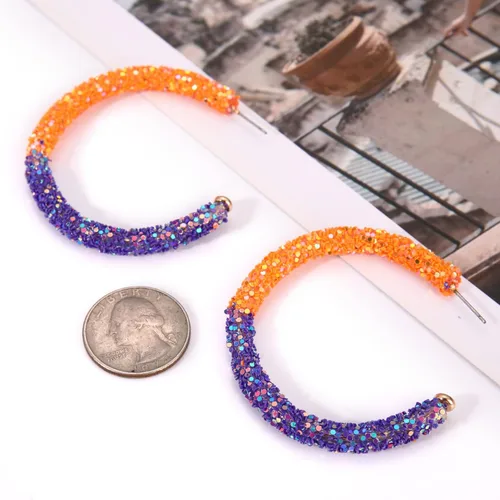 Vista 4 de Aretes de aro con purpurina para el día del juego, aretes de aro brillantes de doble colores para el día del juego, regalo de joyería para fanáticos
