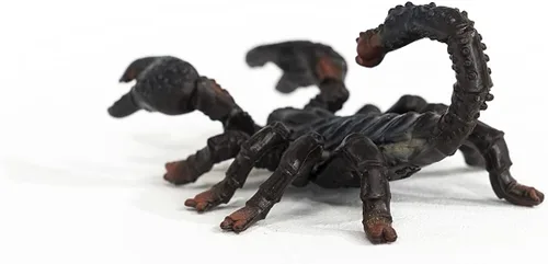 Vista 3 de Schleich Wild Life, insectos e insectos juguetes de animales para niños y niñas, figura de juguete de escorpión emperador, a partir de 3 años