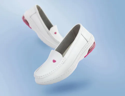 Vista 2 de MaxMuxun Zapatos de enfermería antideslizantes de las mujeres de cuero cómodo resbalón en zapatos planos mocasines para el trabajo del restaurante