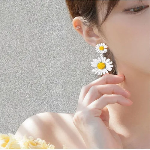 Vista 3 de Aretes colgantes de margarita para mujer, aretes de margarita con diseño de damángel, aretes de verano para mujer, regalo de los años 60 y 70