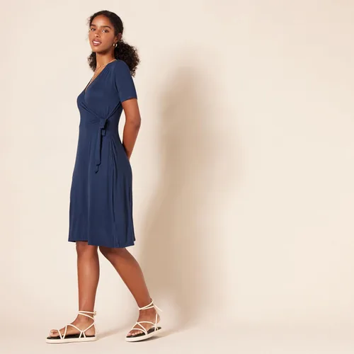 Vista 5 de Tienda Essentials - Vestido de manga casquillo para mujer, estilo cruzado falso