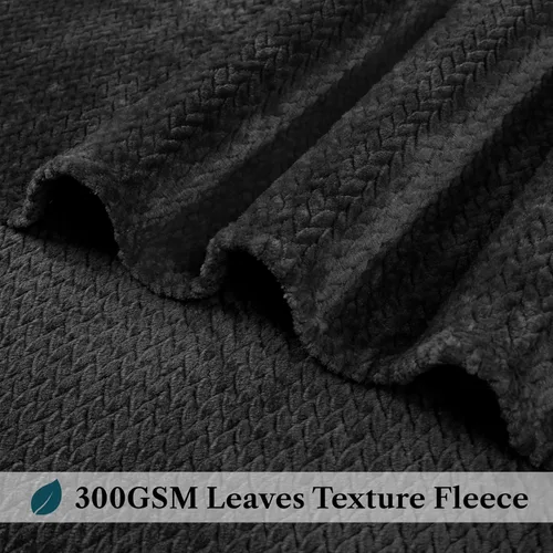 Vista 4 de PAVILIA - Manta de forro polar suave y sólida de color negro para sofá, mantas ligeras y mullidas y cálidas para cama, manta de franela mullida