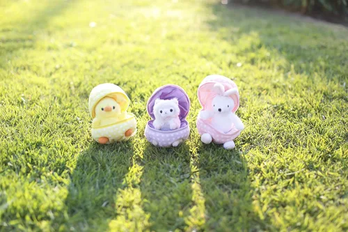 Vista 8 de Plushland - Muñeco de peluche (6 pulgadas), diseño de animal de peluche dentro de un huevo con cremallera; regalo ideal para niños y niñas